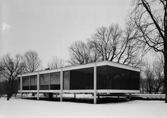 ��������: 800px-Mies_van_der_Rohe_photo_Farnsworth_House_Plano_USA_7